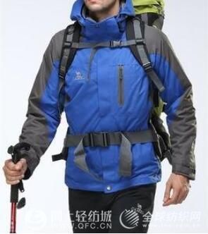 冲锋衣和登山服的区别 登山服和冲锋衣一样吗