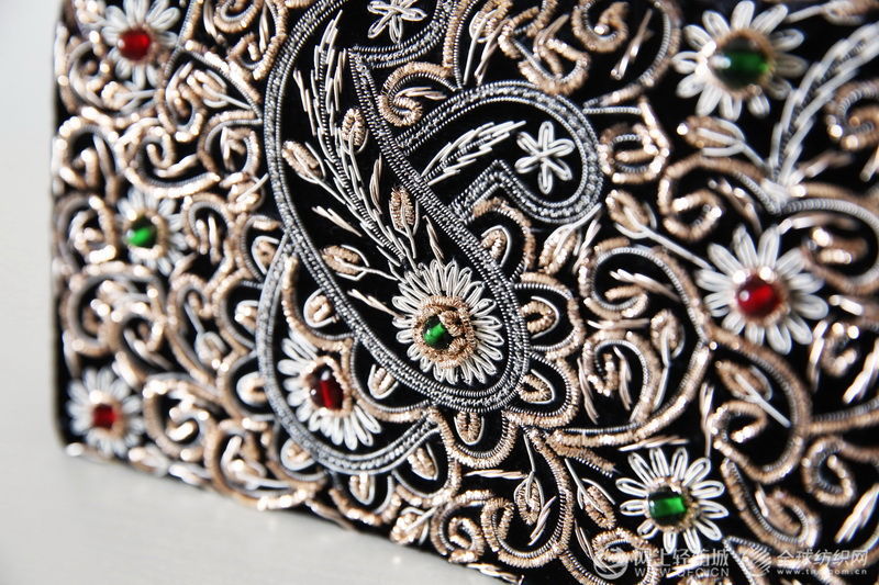 什么是珠绣 手工珠绣多少钱一个