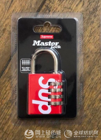 Supreme本周发售赠品你舍得用吗?