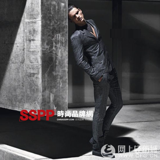 armani 2011秋季时尚男装;; emporio armani 2011全新秋季男装广告