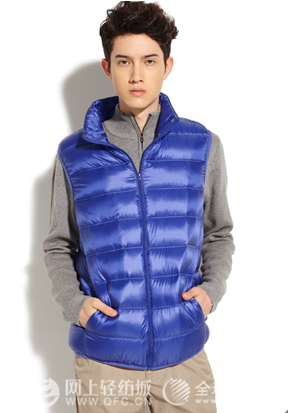 男士美特斯邦威羽绒服背心