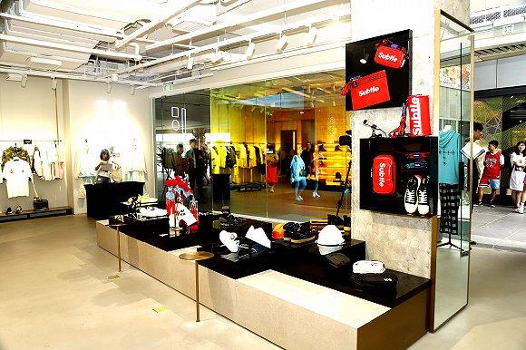 潮牌集合店foss登陆北京三里屯