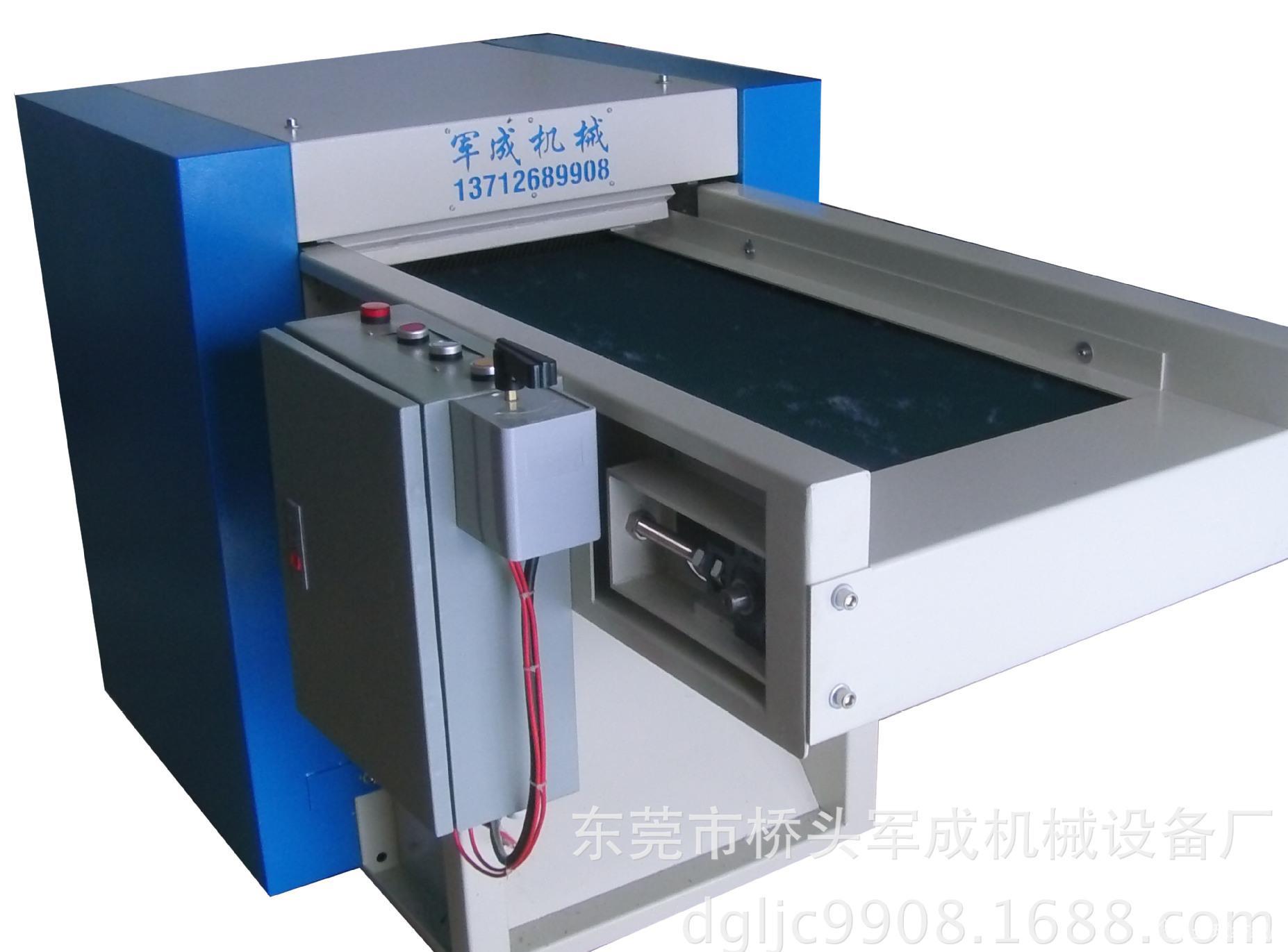 �_�ޙC(j��)�DƬ