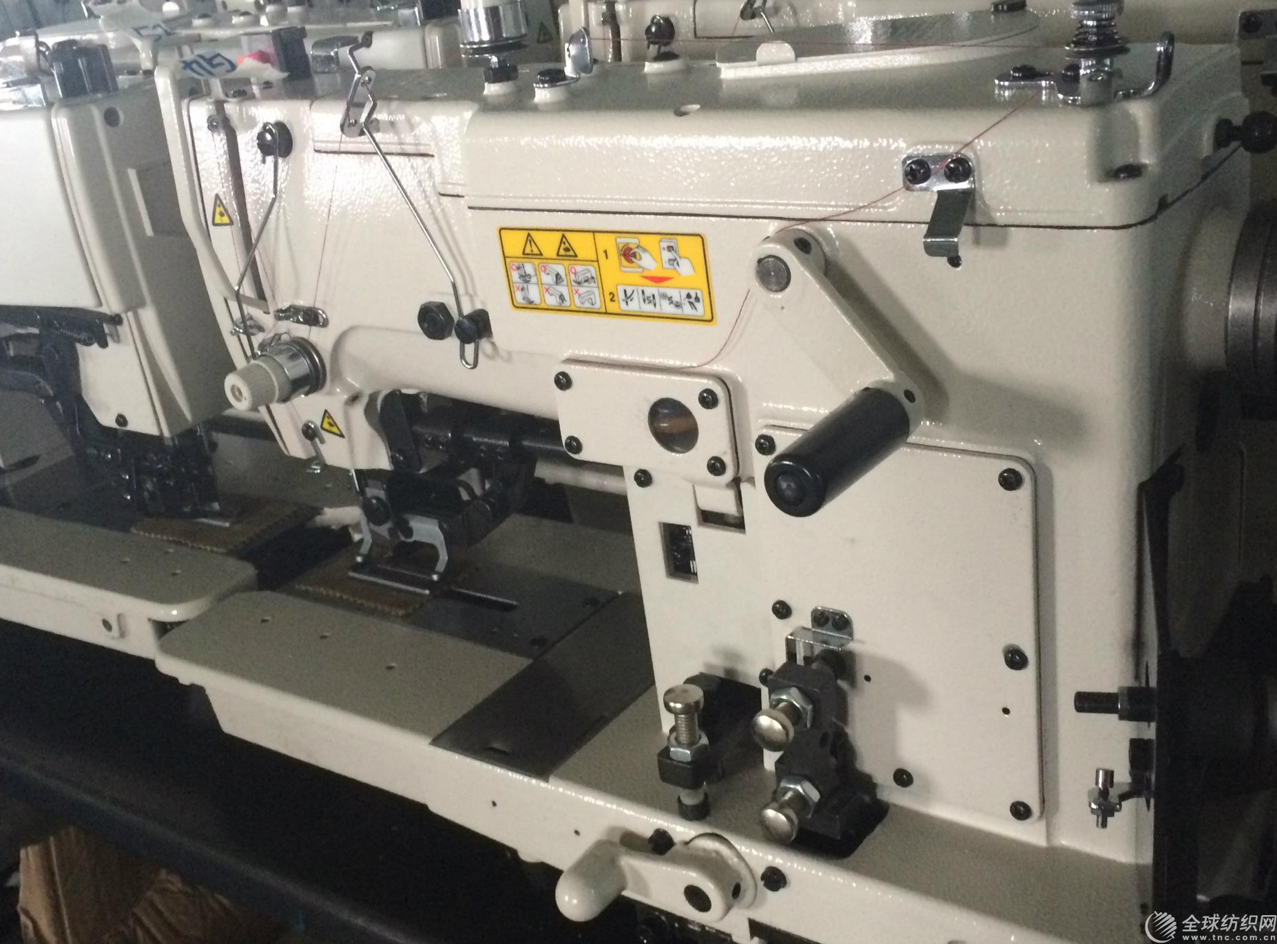 2558460737_978766345