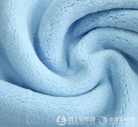 天鹅绒和法兰绒哪个好天鹅绒和法兰绒的区别