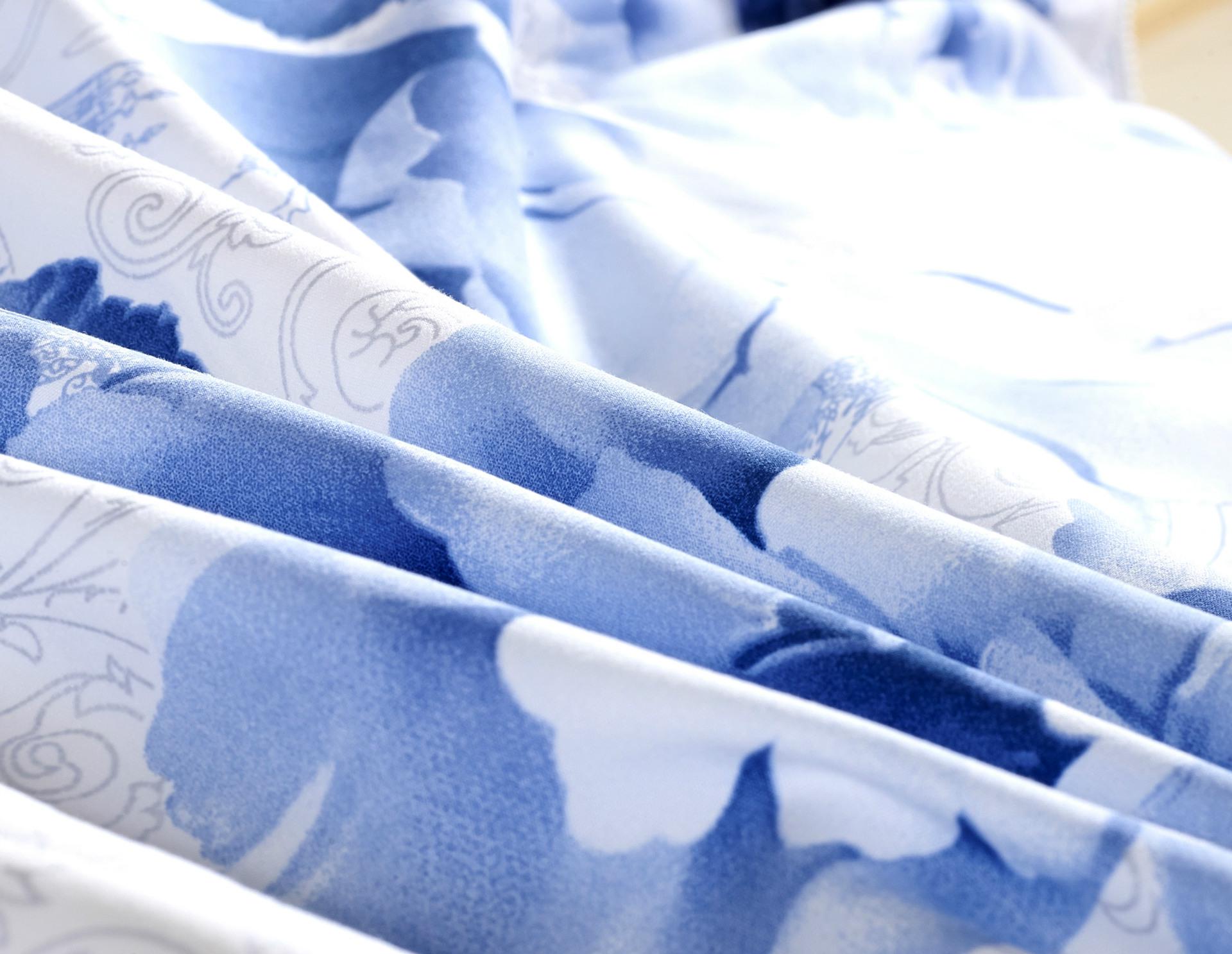 抢购原装进口聚酯纤维qhc2.0*2.3m100%智佳蚕丝被/夏凉被/空调被