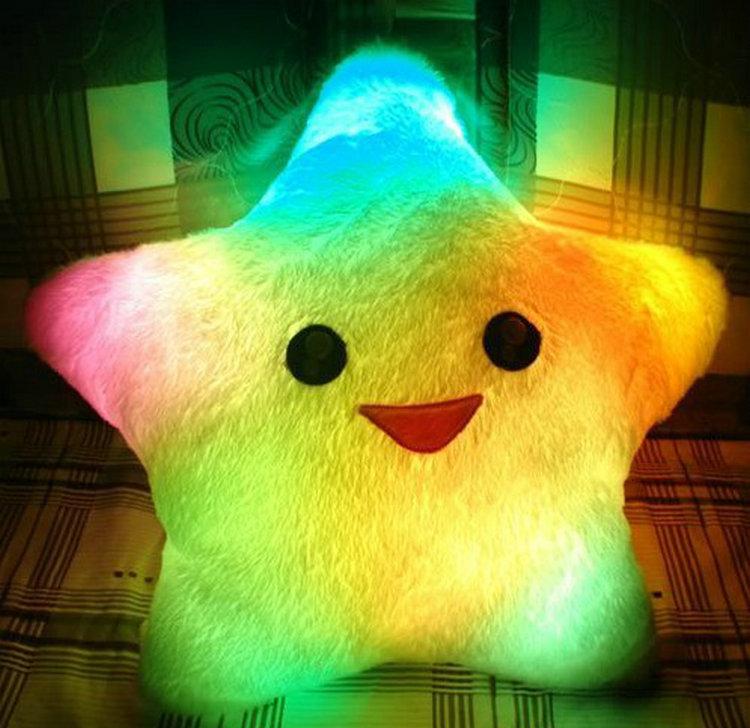 厂家直销创意春节元宵生日礼物女生七彩幸运星发光抱枕